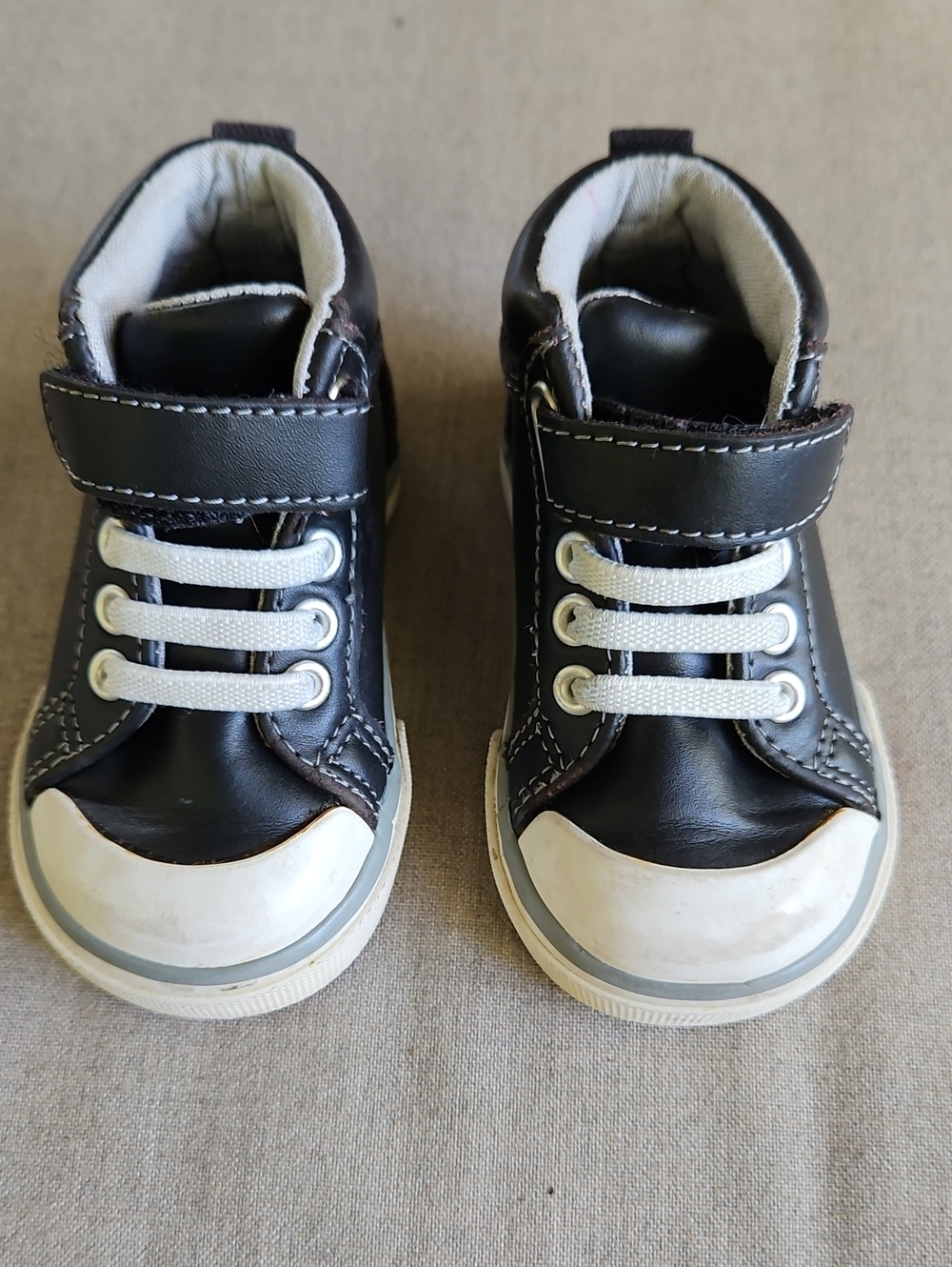 See Kai Run Black High Top Sneakers In 4M Baby Kids